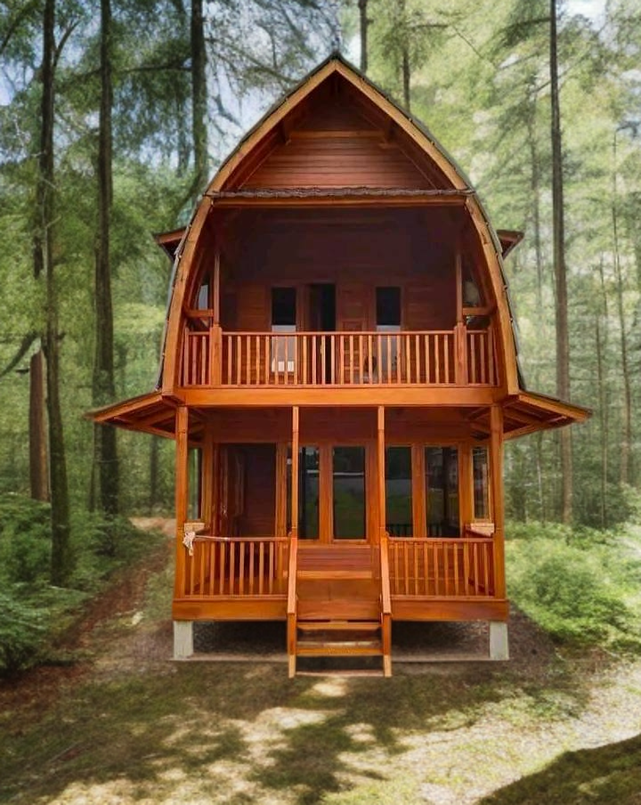 Rumah Kayu Lumbung Tingkat