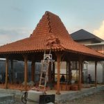 Membangun Pendopo Joglo Kayu Jati Berkualitas: Tradisi yang Elegan, Tahan Lama dan Mewah